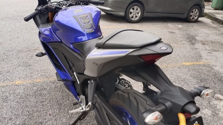 YAMAHA R25